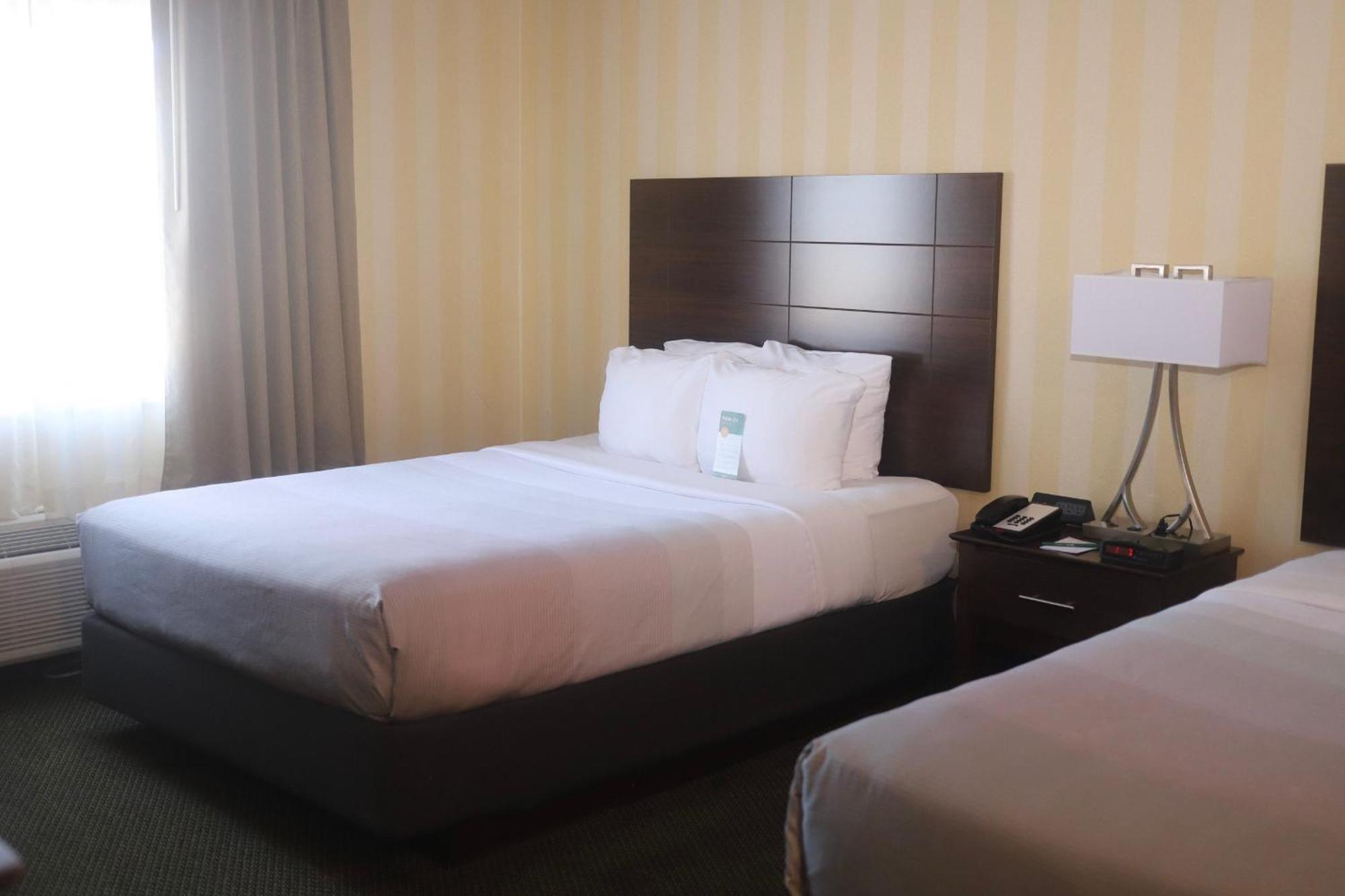 Quality Inn Airport Colorado Springs Exterior foto